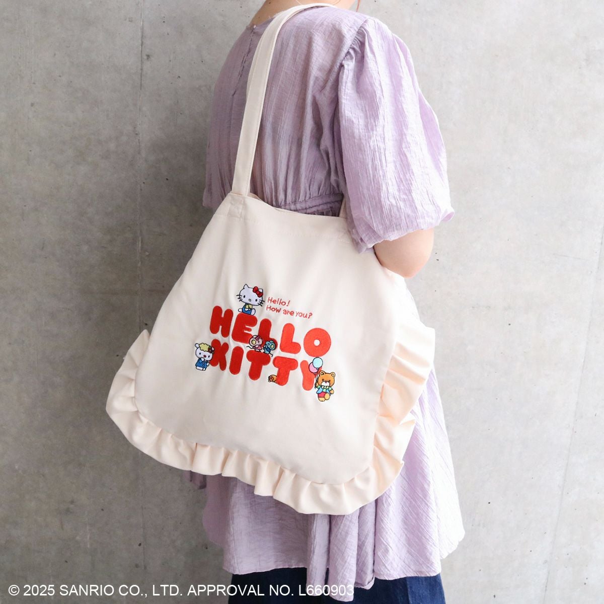 sanrioHELLO KITTY / フリルトート アイボリー | トートバッグ