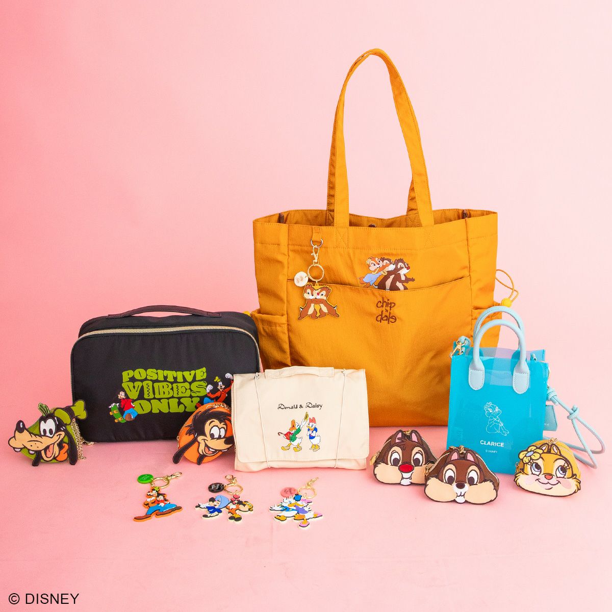ディズニー　グーフィー バッグ・ポーチ セット 5月25日はグーフィーのお誕生日！グーフィーの魅力あふれるカラフルで