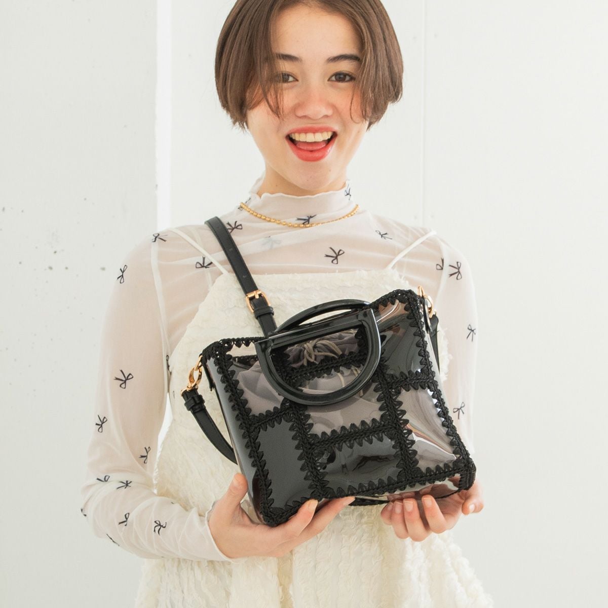 ACCOMMODEクリアクロシェショルダー ブラック | ショルダーバッグ