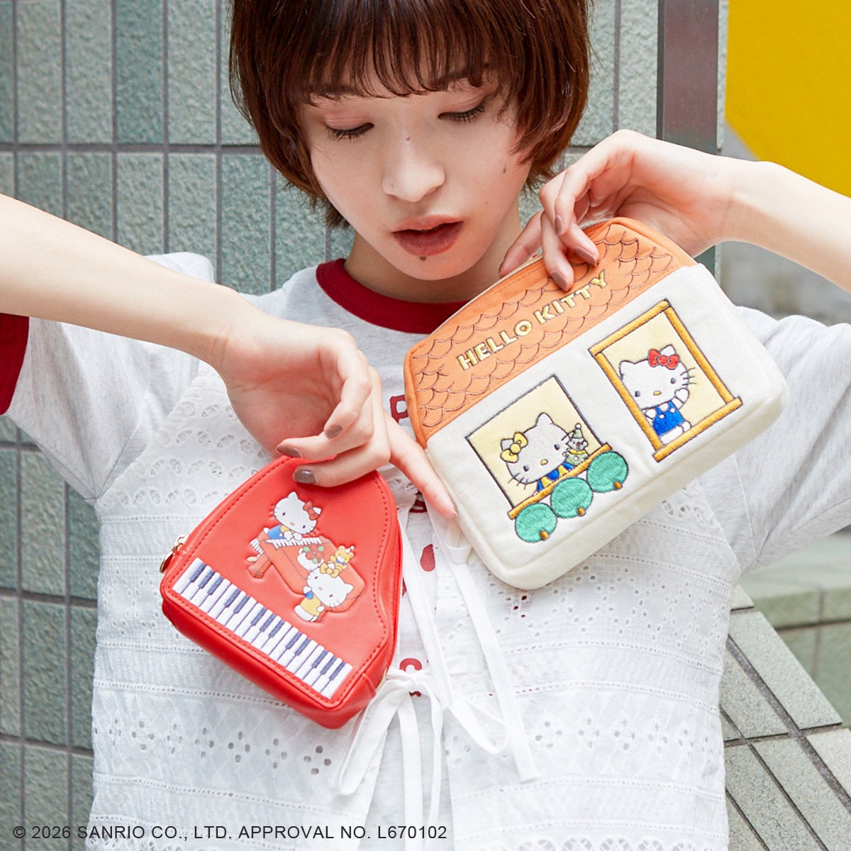 sanrioハローキティ/ピアノポーチ レッド | ポーチ | アコモデバッグ
