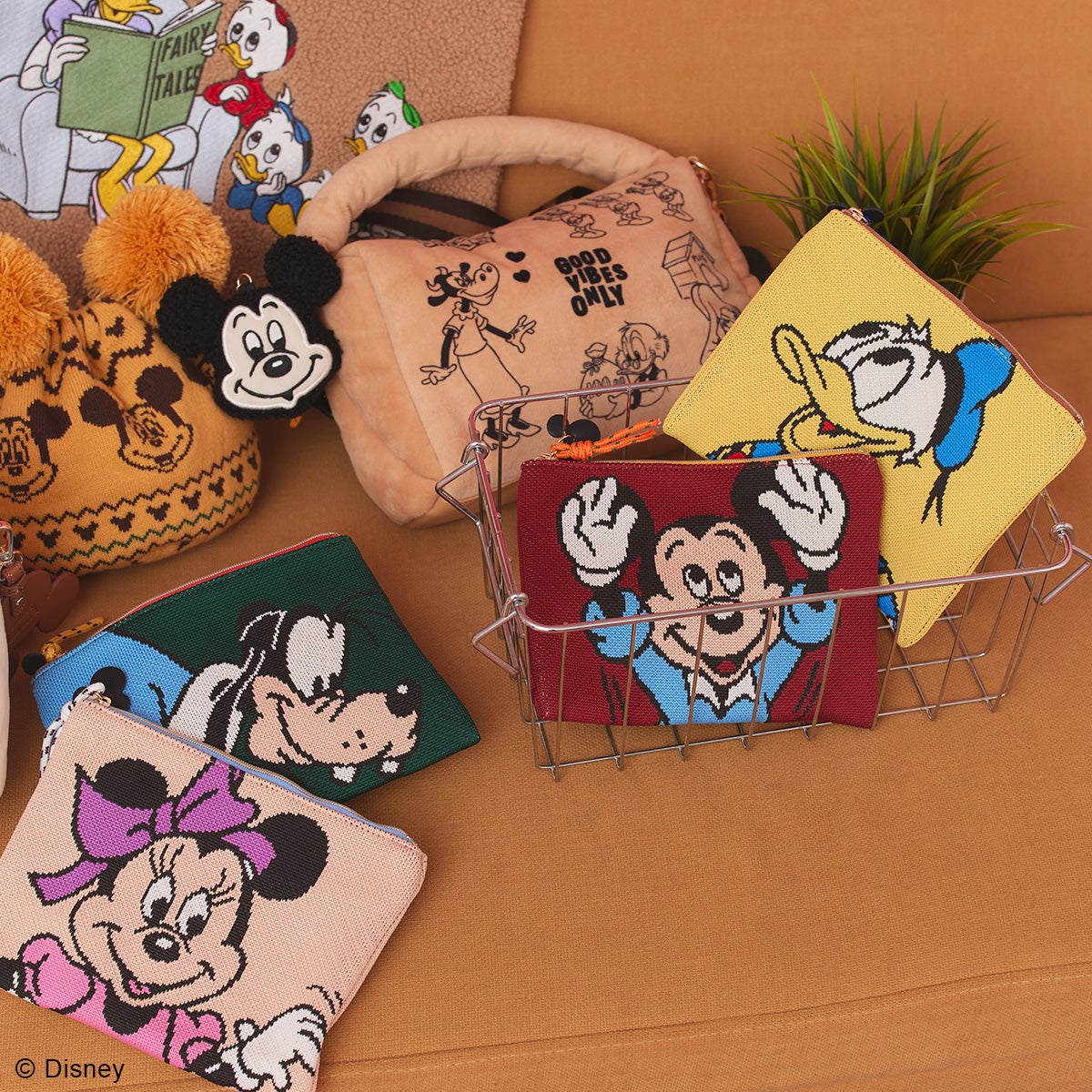 DISNEY COLLECTIONディズニー/フラットニットポーチ ドナルドダック